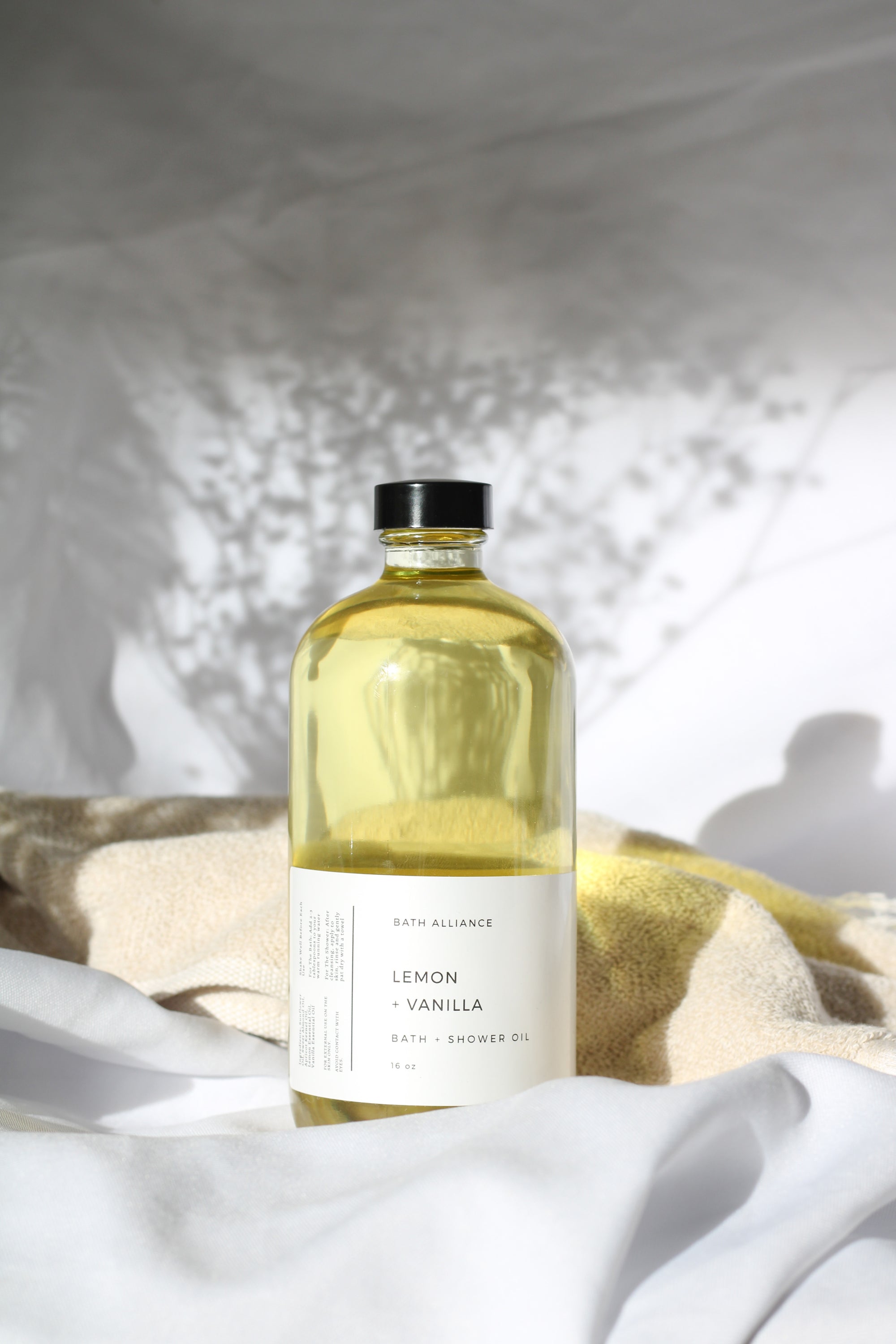 LEMON + VANILLA BATH + SHOWER OIL